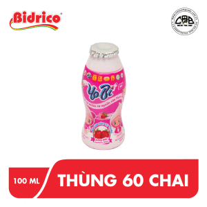 Sữa chua uống tiệt trùng hương dâu Yobi chai 100ml
